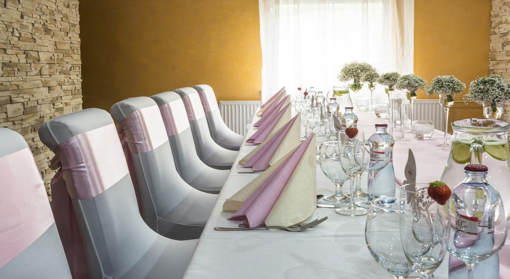 Hotel Polo Presov Luaran gambar